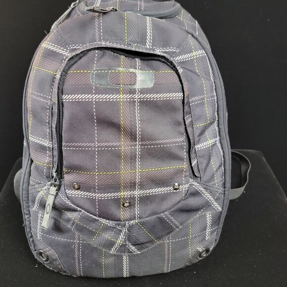 🖤 Oakley Plaid Gray & Yellow Grid Backpack – Functional, Rugged Style - Picture 1 of 10